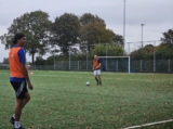 Training S.K.N.W.K. 2 en 3 van zaterdag 19 oktober 2024 (33/135)